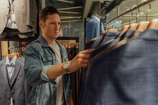 Ultimate Guide to Choosing Your Everyday Jacket: Durability, Style, & More